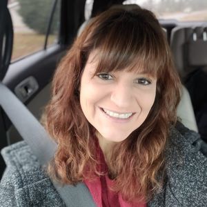 Meet your Posher, Laura